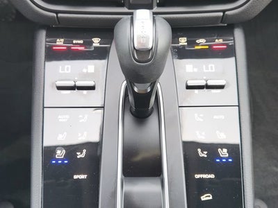 2022 Porsche Macan 4DR AWD
