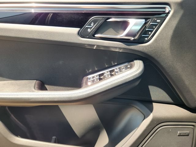 2022 Porsche Macan 4DR AWD