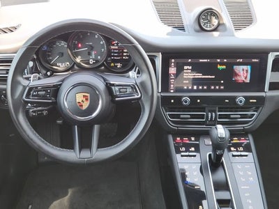 2022 Porsche Macan 4DR AWD
