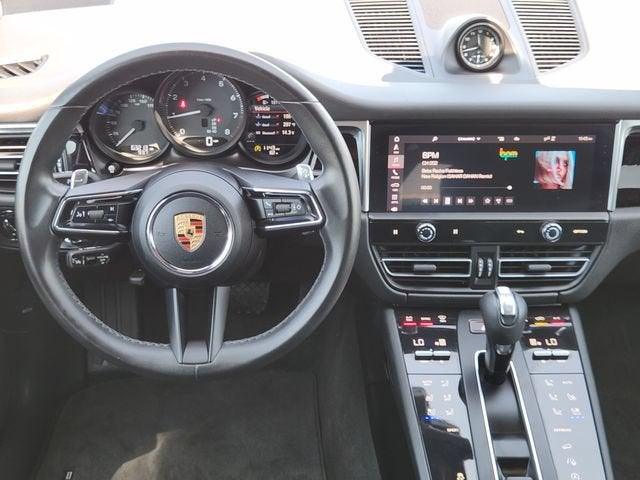 2022 Porsche Macan 4DR AWD