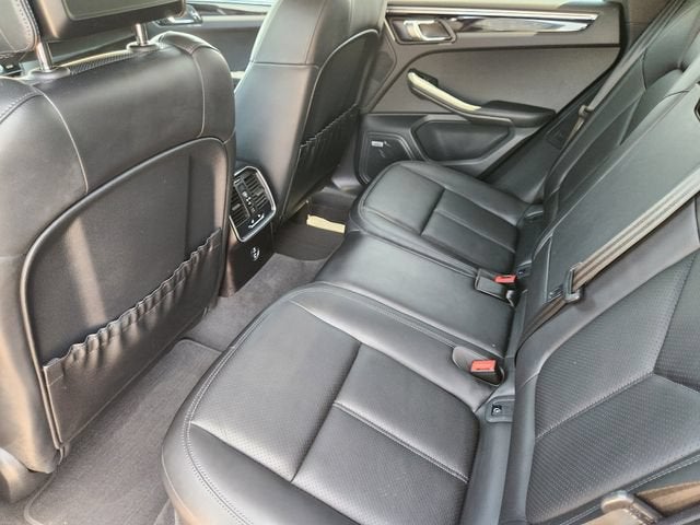 2022 Porsche Macan 4DR AWD