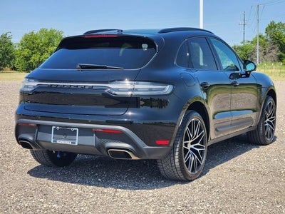 2022 Porsche Macan 4DR AWD