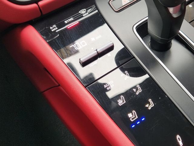 2023 Porsche Macan GTS