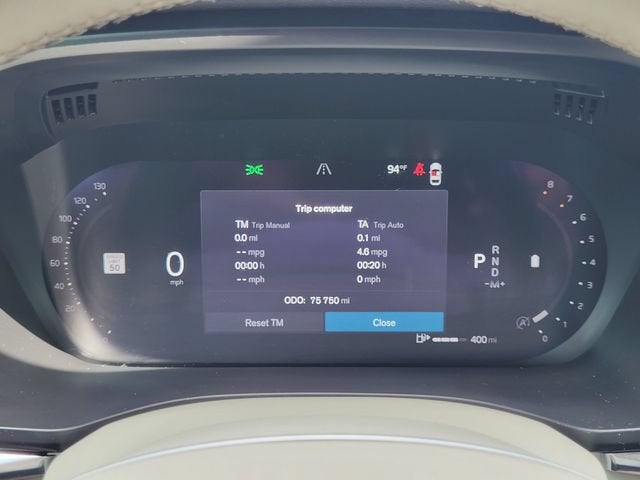 2023 Volvo XC60 Plus Bright Theme