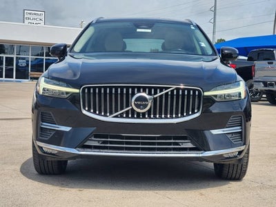2023 Volvo XC60 Plus Bright Theme