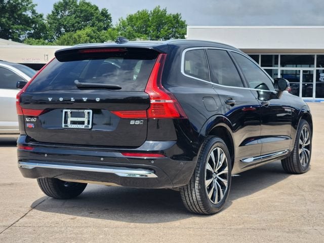 2023 Volvo XC60 Plus Bright Theme
