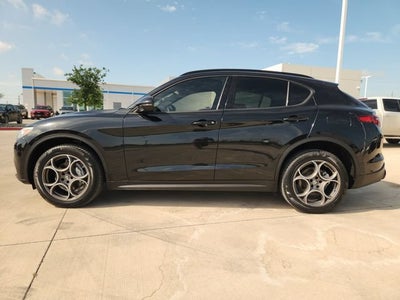 2023 Alfa Romeo Stelvio Sprint