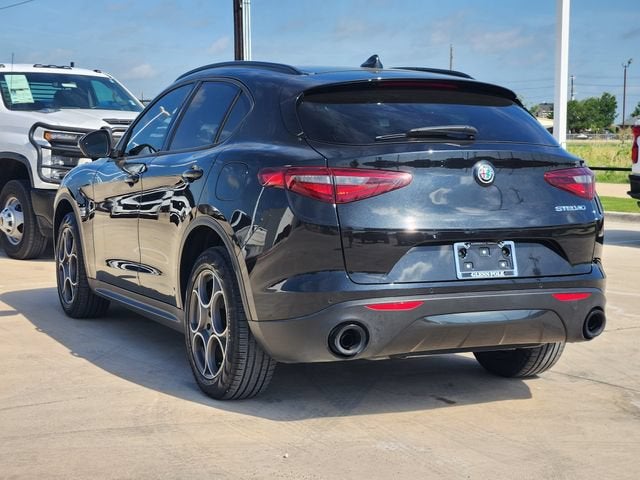 2023 Alfa Romeo Stelvio Sprint