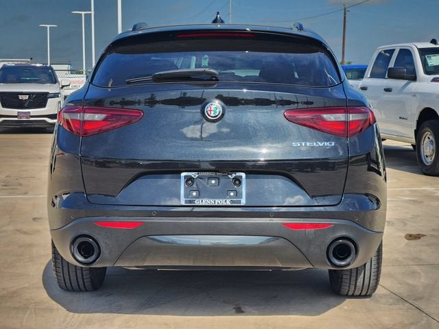 2023 Alfa Romeo Stelvio Sprint